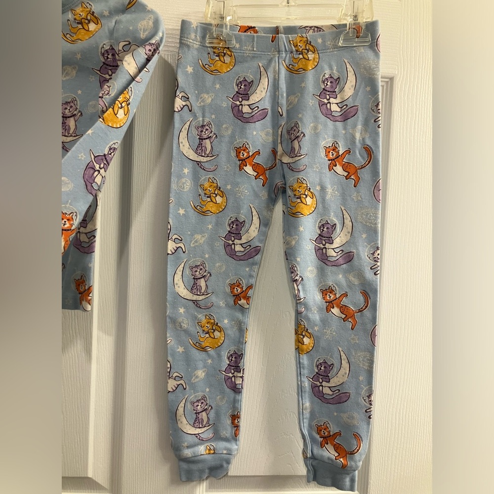 ❤️Sky Blue Cats on the Moon Toddler Pajamas Matching Set, Member’s Mark, EUC - Picture 6 of 9